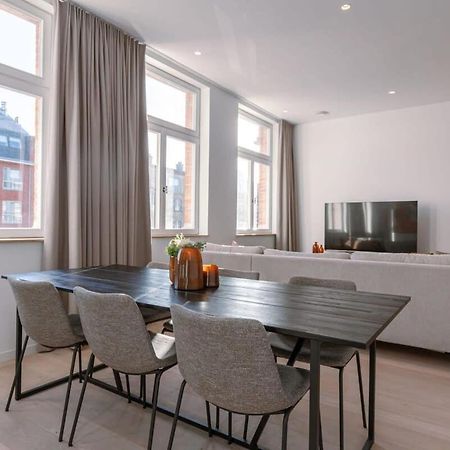 Luxurious Apartment In Town House Near The Beach Blankenberge Exterior foto