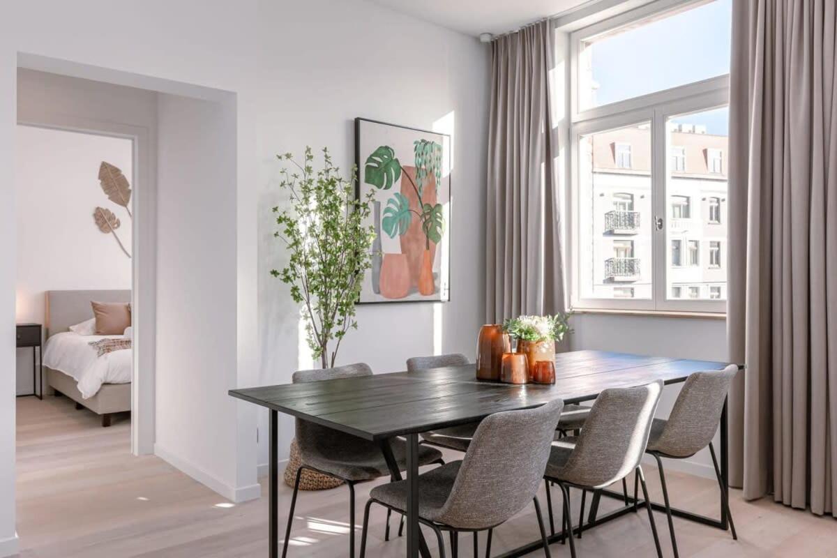 Luxurious Apartment In Town House Near The Beach Blankenberge Exterior foto